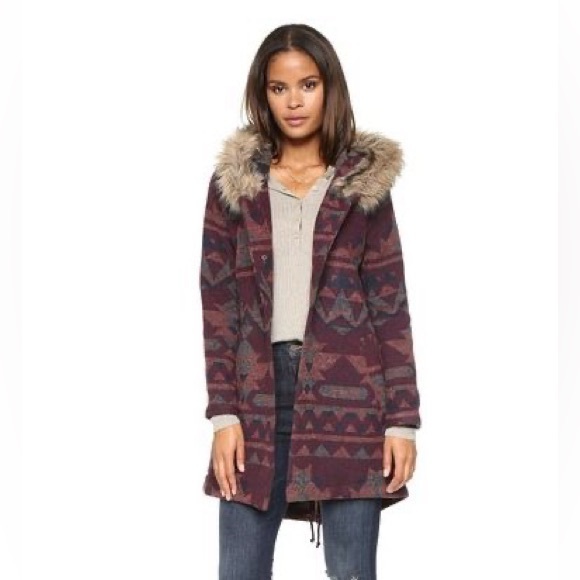 BB Dakota Jackets & Blazers - BB Dakota Burgundy Western Aztec Print Anorak Coat Jacket Faux Fur Hood - Size S